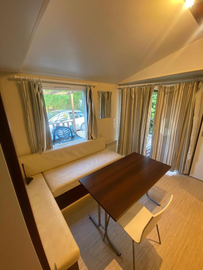 Sejour Inoubliable En Provence, Camping 4* La Roque-d'Antheron Exterior photo